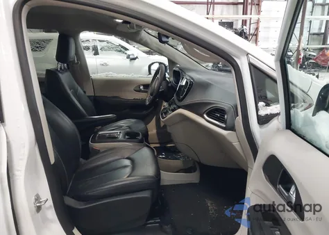 2024 Chrysler Pacifica Touring L z USA, uszkodzony, nr VIN 2C4RC1BG1RR110055